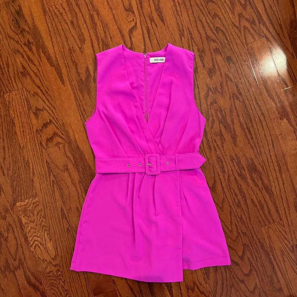 Do+Be - Size M - Fuschia Romper